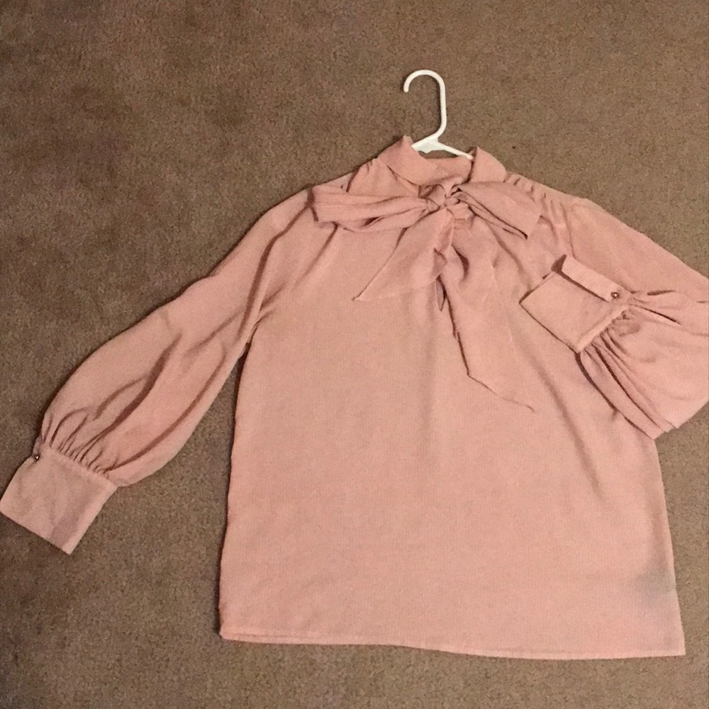 Pink blouse - Picture 2 of 2